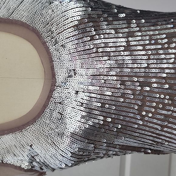 Silver sequin tank size small, by chaudry kc - Picture 4 of 6